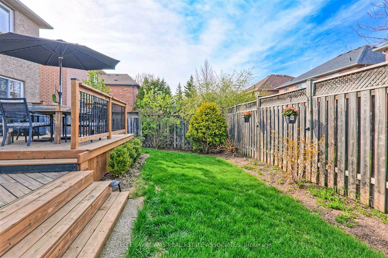 2193, Crestmont, 1022 - WT West Oak Trails, Oakville