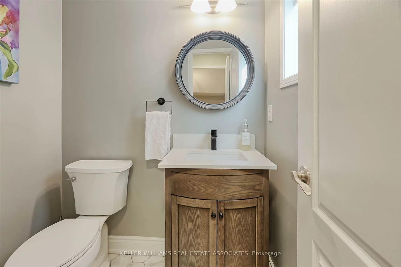 2193, Crestmont, 1022 - WT West Oak Trails, Oakville