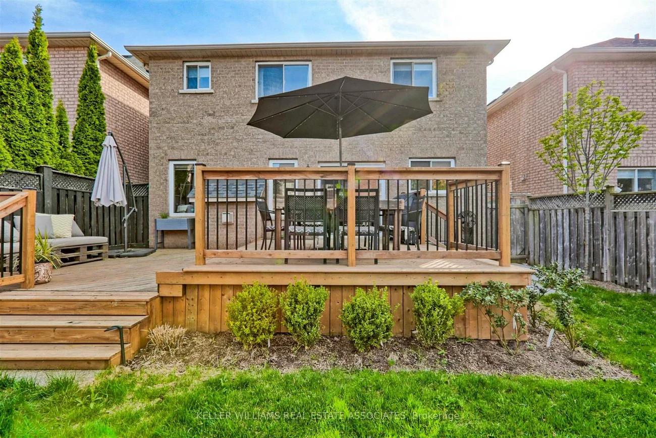2193, Crestmont, 1022 - WT West Oak Trails, Oakville
