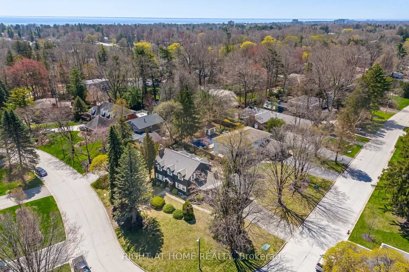 1173, Carey, 1011 - MO Morrison, Oakville