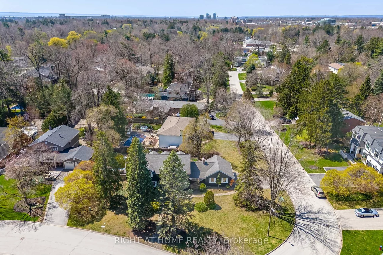 1173, Carey, 1011 - MO Morrison, Oakville