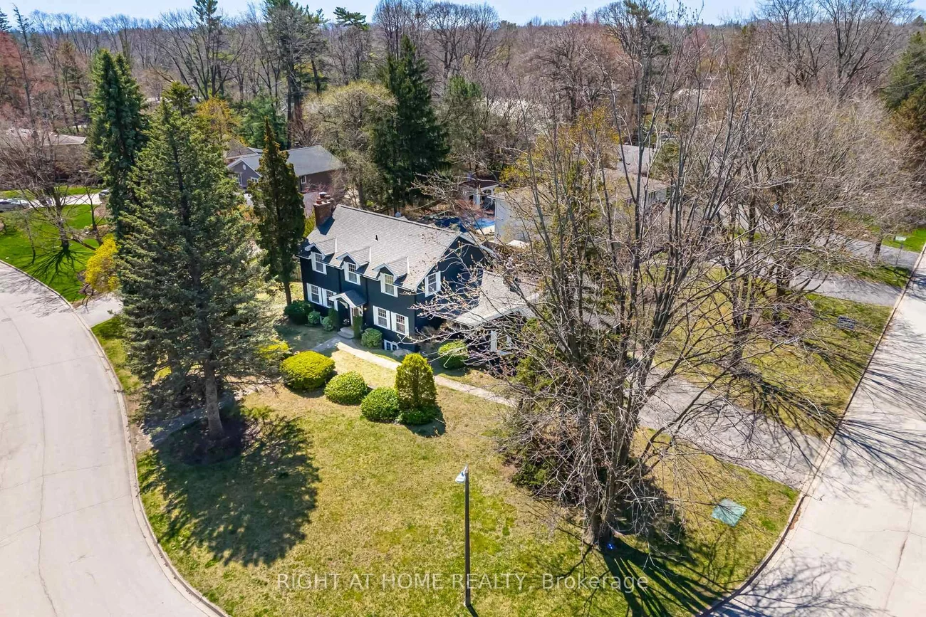 1173, Carey, 1011 - MO Morrison, Oakville