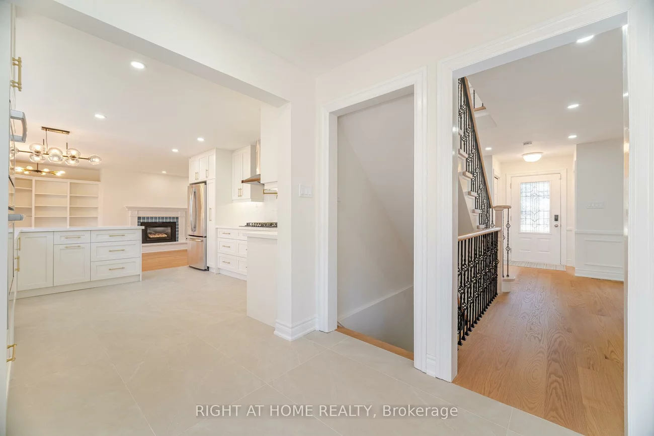 1173, Carey, 1011 - MO Morrison, Oakville