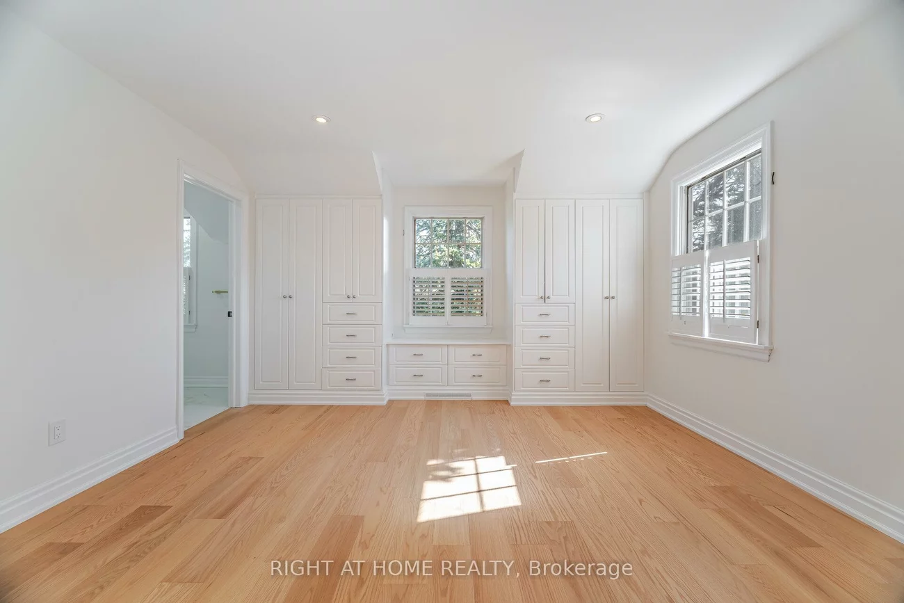 1173, Carey, 1011 - MO Morrison, Oakville
