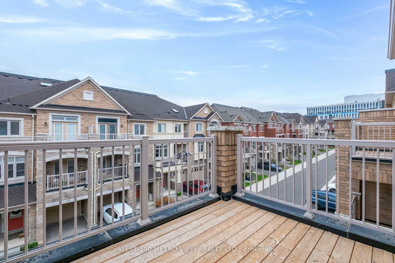 499, Dundas, 1010 - JM Joshua Meadows, Oakville