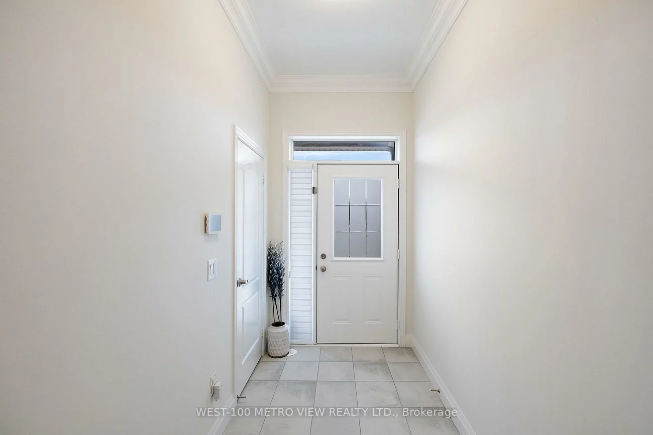 499, Dundas, 1010 - JM Joshua Meadows, Oakville