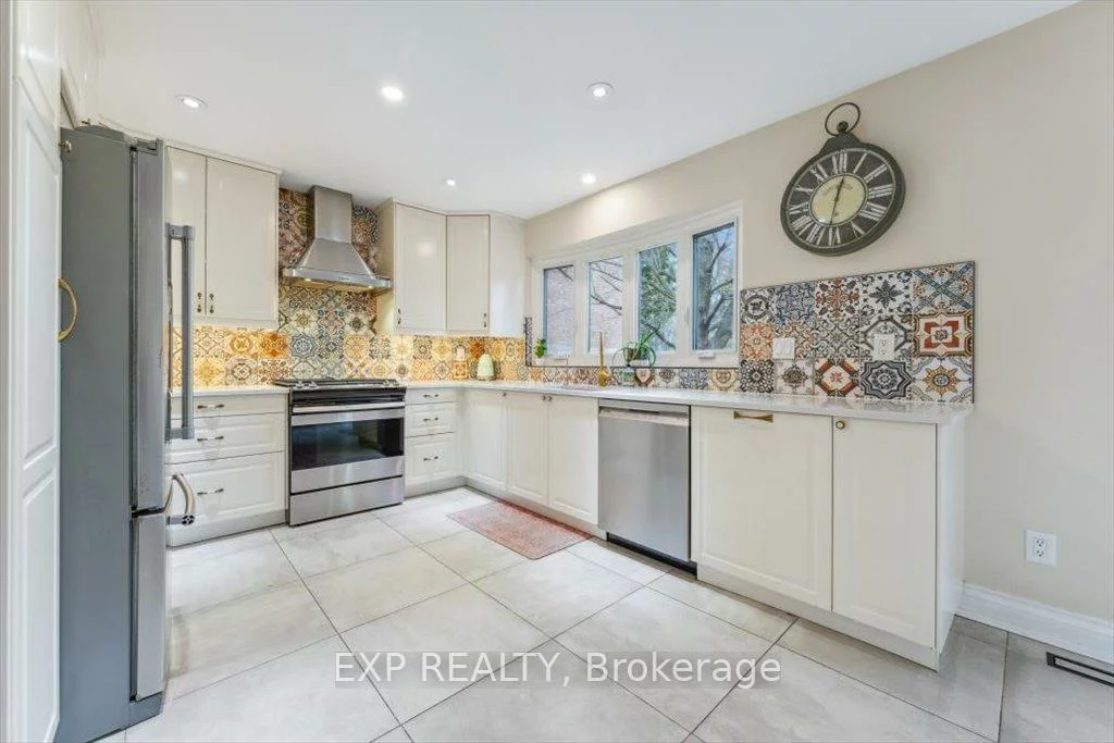 2187, Shaftesbury, 1009 - JC Joshua Creek, Oakville