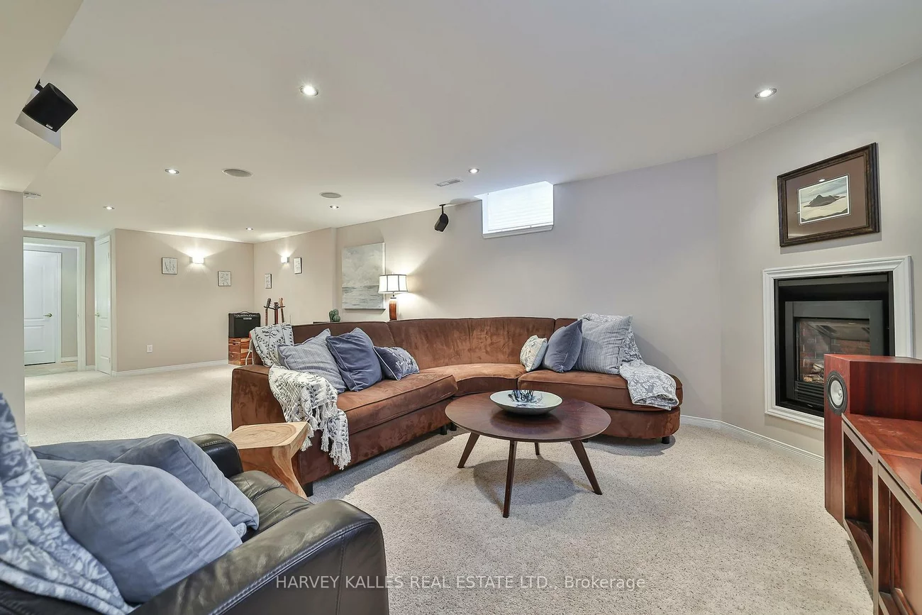 2048, Heatherwood, 1019 - WM Westmount, Oakville