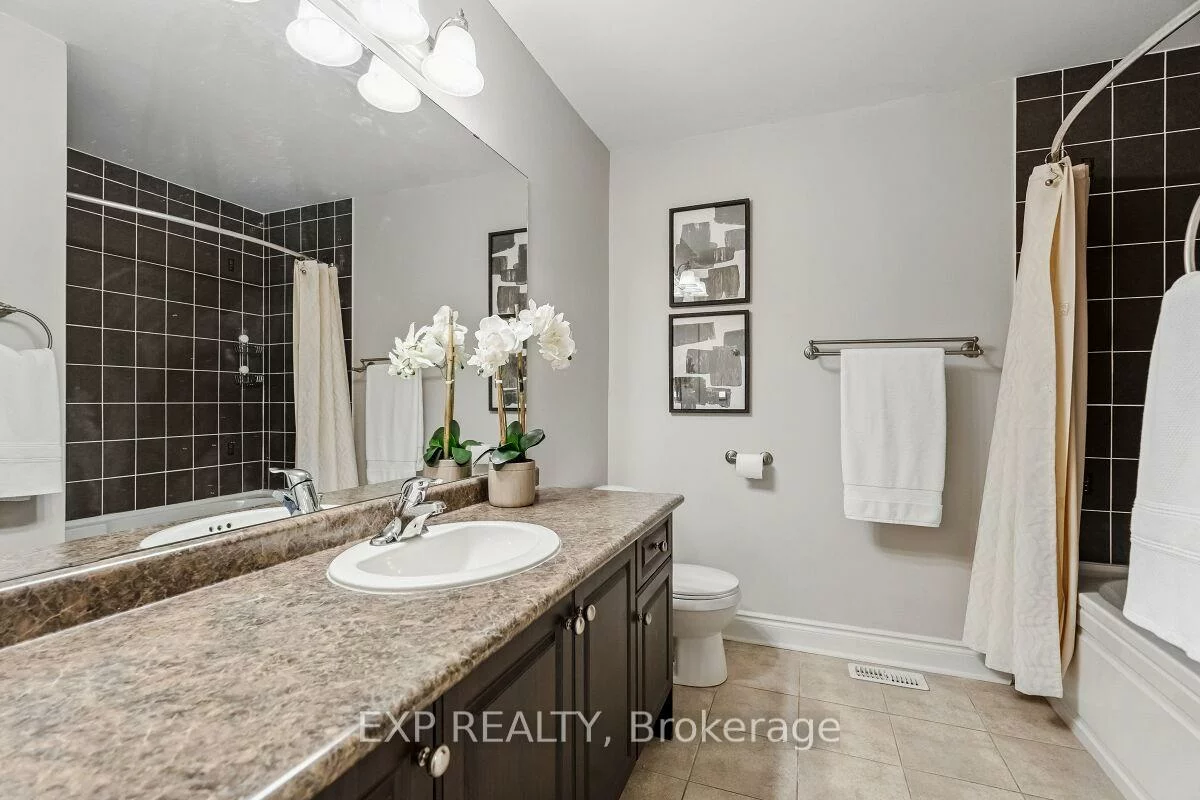 3027, Richview, 1000 - BC Bronte Creek, Oakville