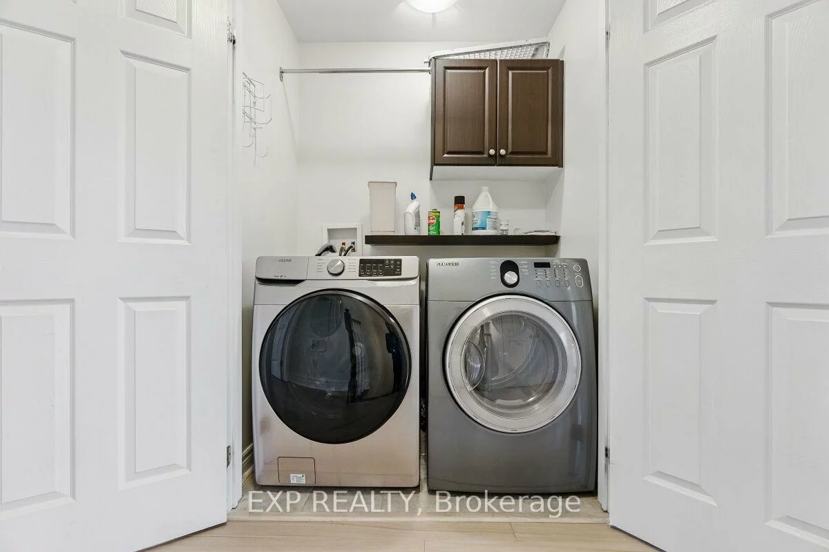 3027, Richview, 1000 - BC Bronte Creek, Oakville