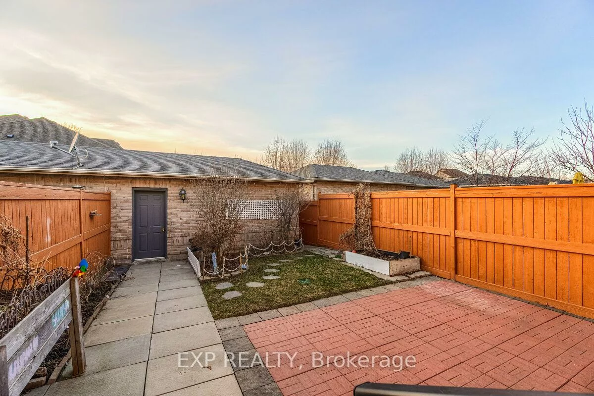 3027, Richview, 1000 - BC Bronte Creek, Oakville