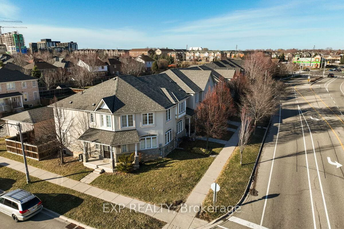 3027, Richview, 1000 - BC Bronte Creek, Oakville