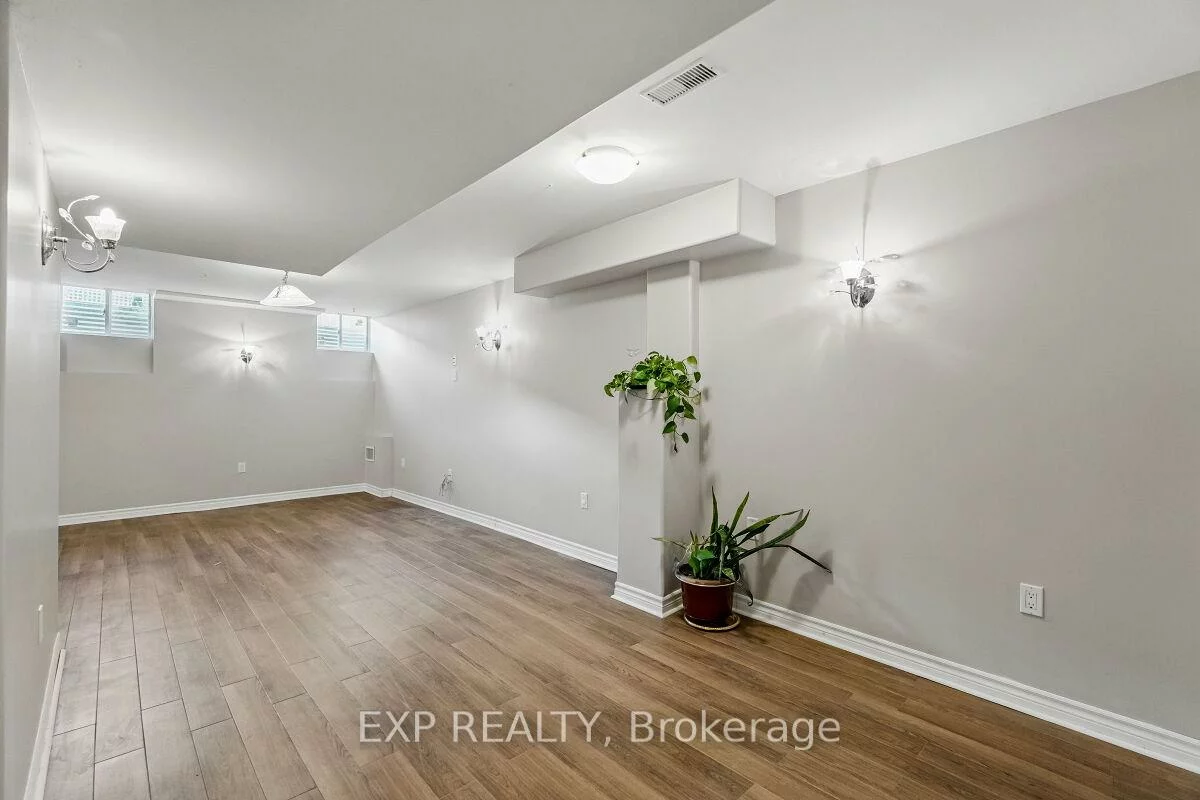 3027, Richview, 1000 - BC Bronte Creek, Oakville