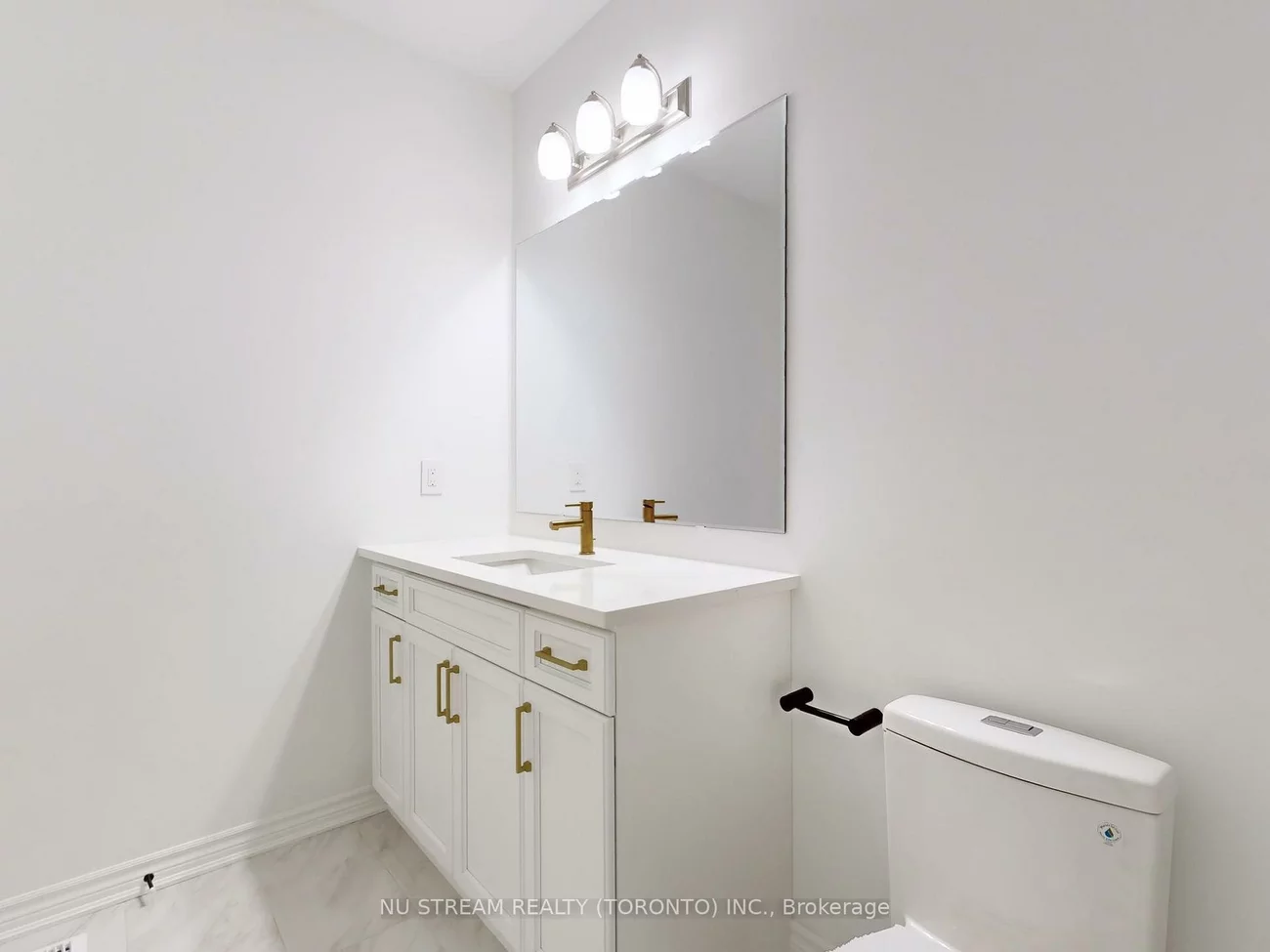 3049, Langdon, 1010 - JM Joshua Meadows, Oakville