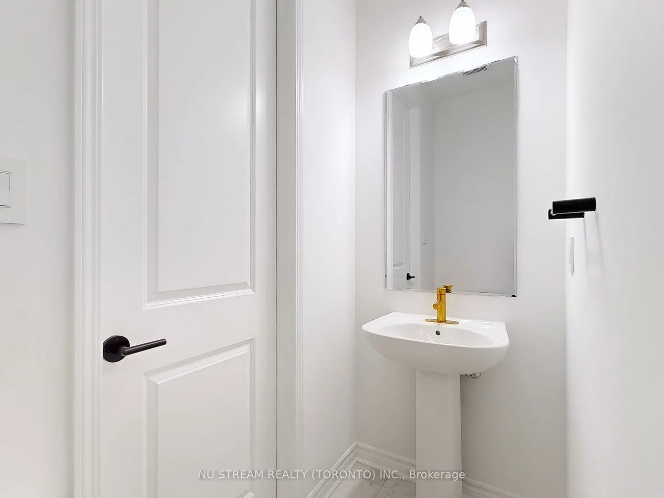 3049, Langdon, 1010 - JM Joshua Meadows, Oakville