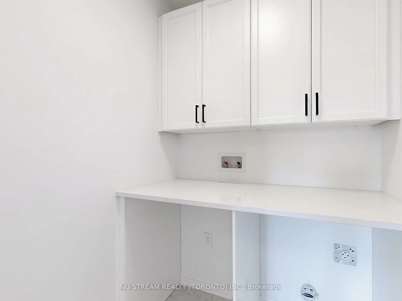 3049, Langdon, 1010 - JM Joshua Meadows, Oakville
