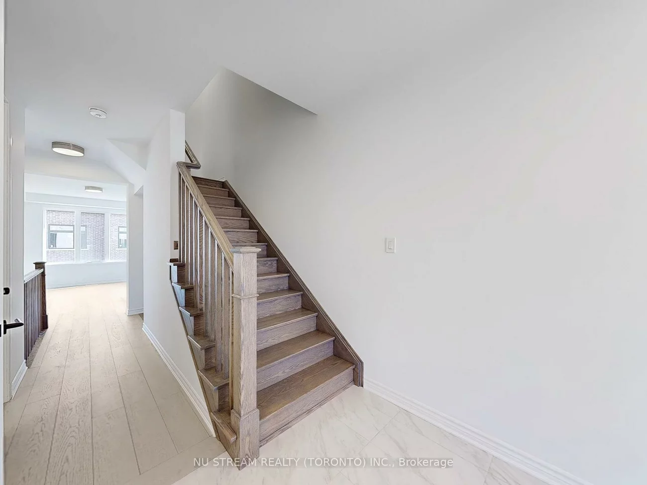 3049, Langdon, 1010 - JM Joshua Meadows, Oakville