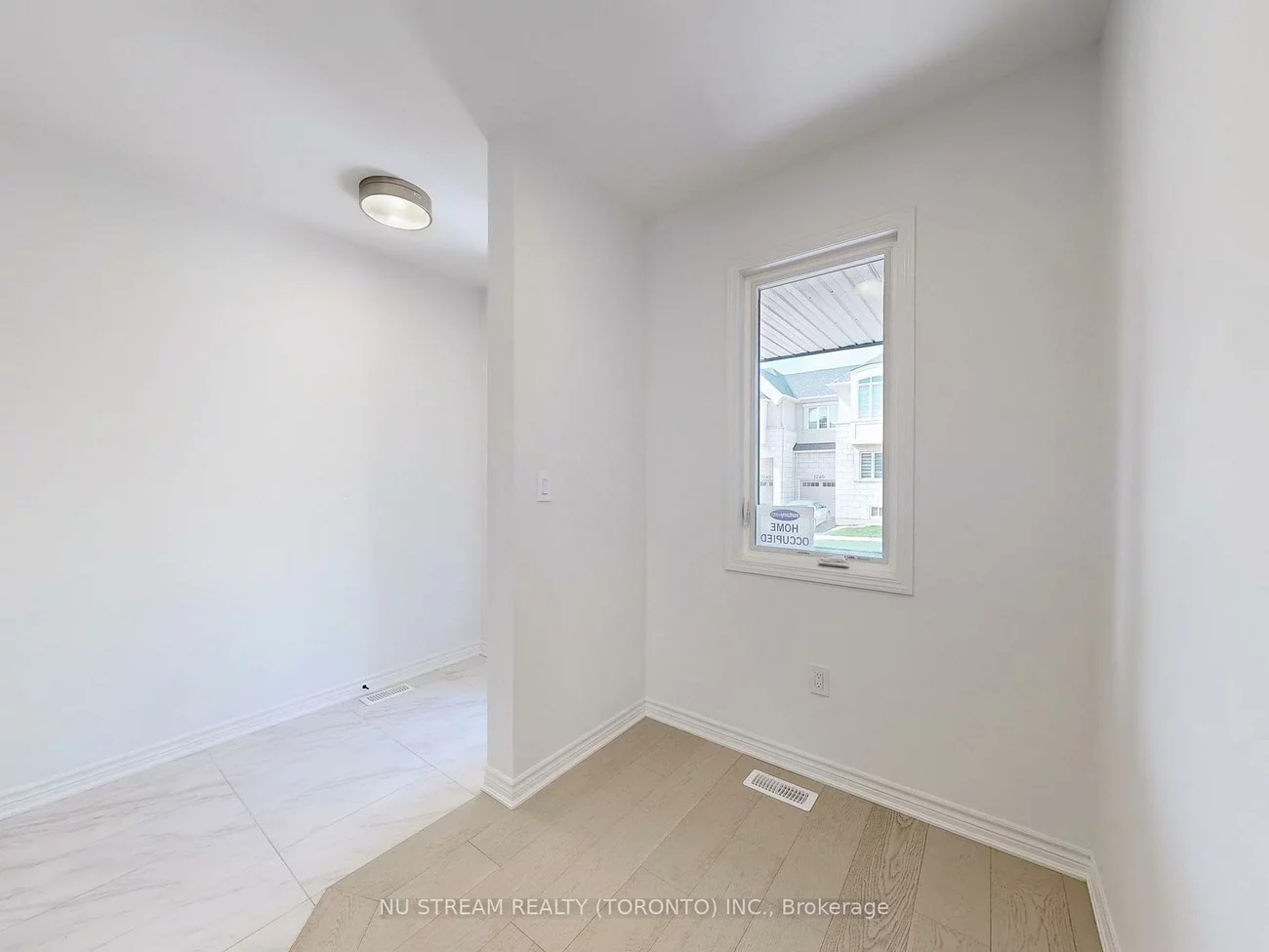 3049, Langdon, 1010 - JM Joshua Meadows, Oakville