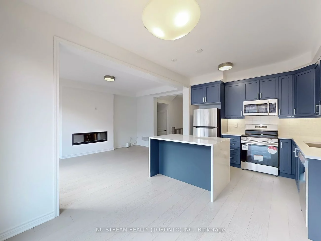3049, Langdon, 1010 - JM Joshua Meadows, Oakville