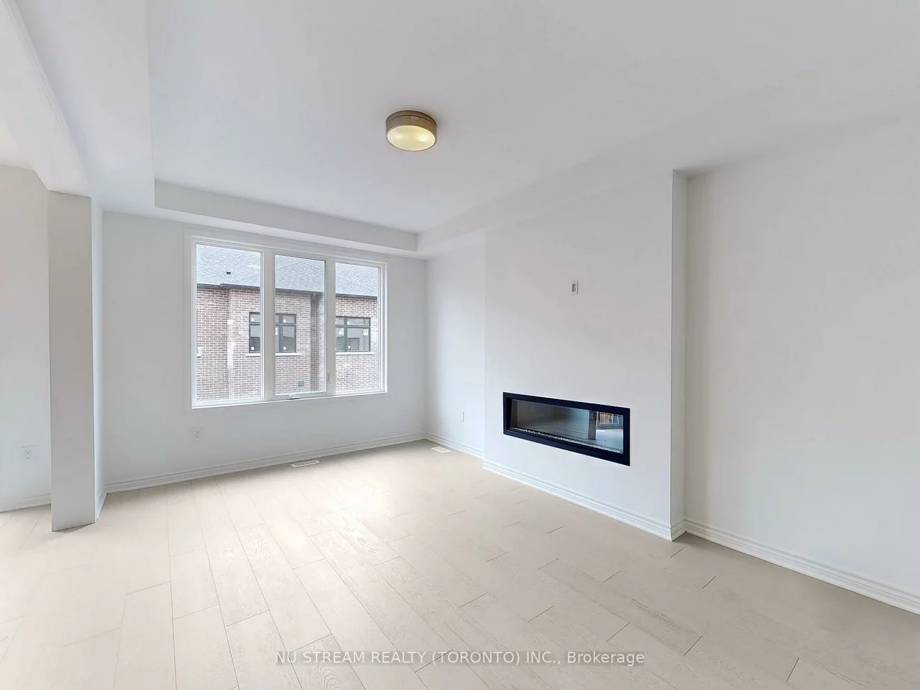 3049, Langdon, 1010 - JM Joshua Meadows, Oakville