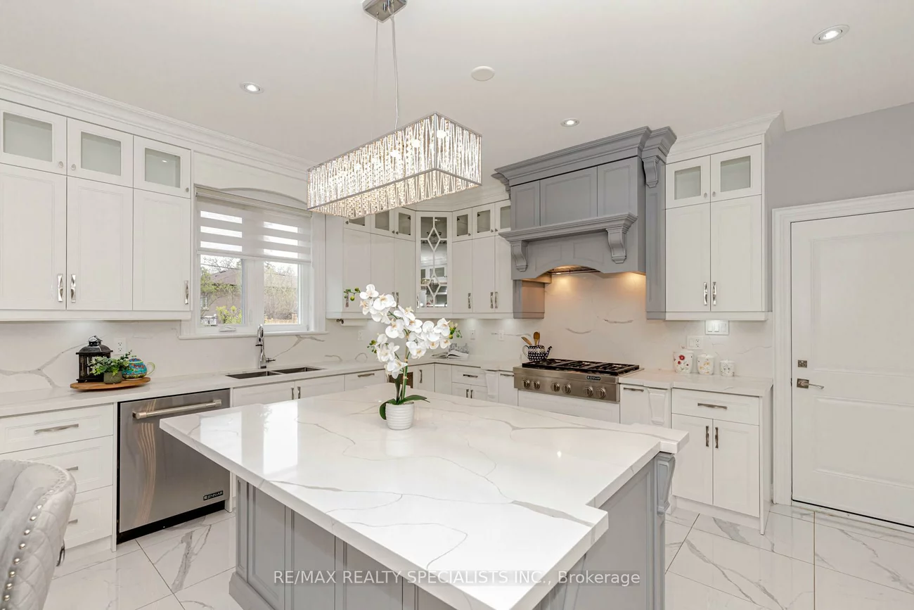 1469, Bridge, 1020 - WO West, Oakville