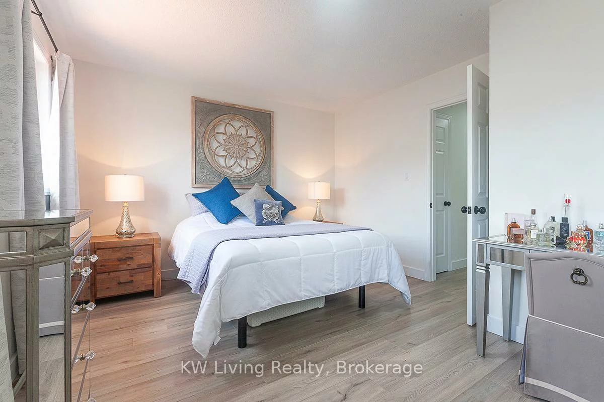 2194, Pell, 1019 - WM Westmount, Oakville
