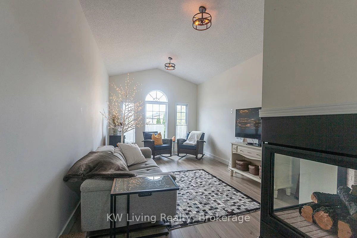 2194, Pell, 1019 - WM Westmount, Oakville