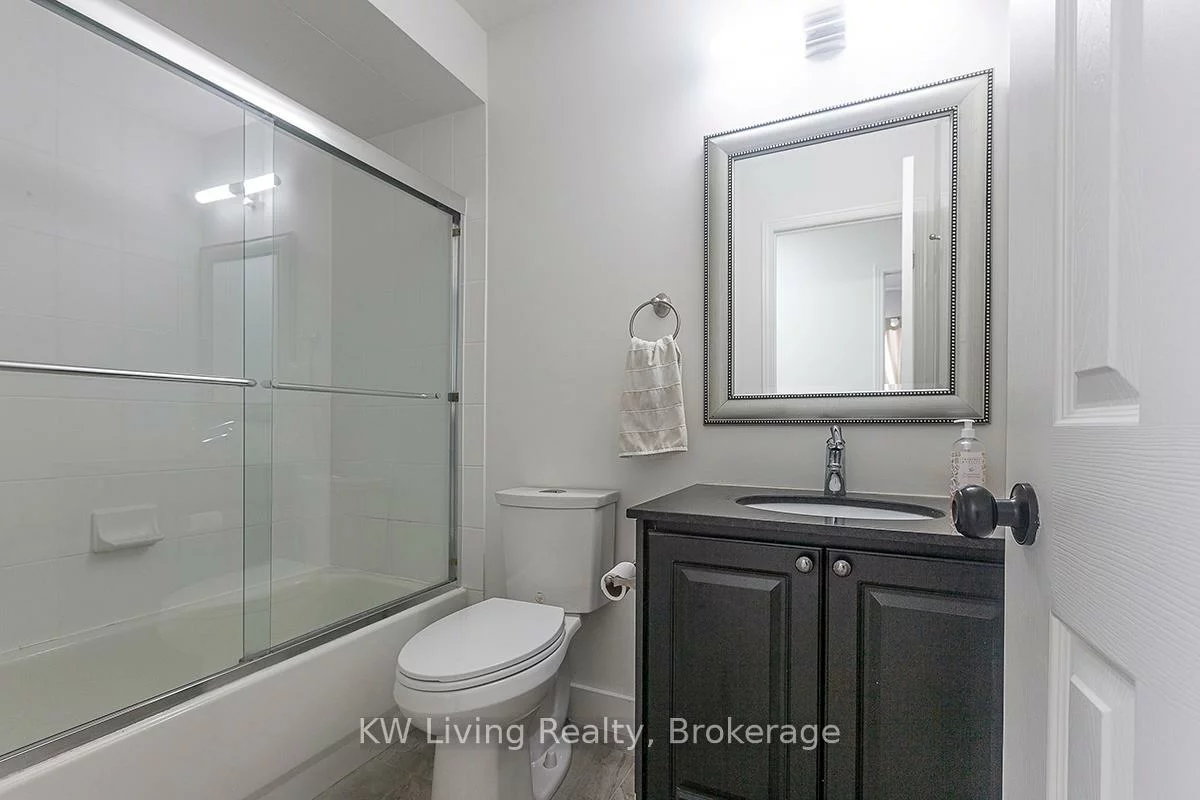 2194, Pell, 1019 - WM Westmount, Oakville