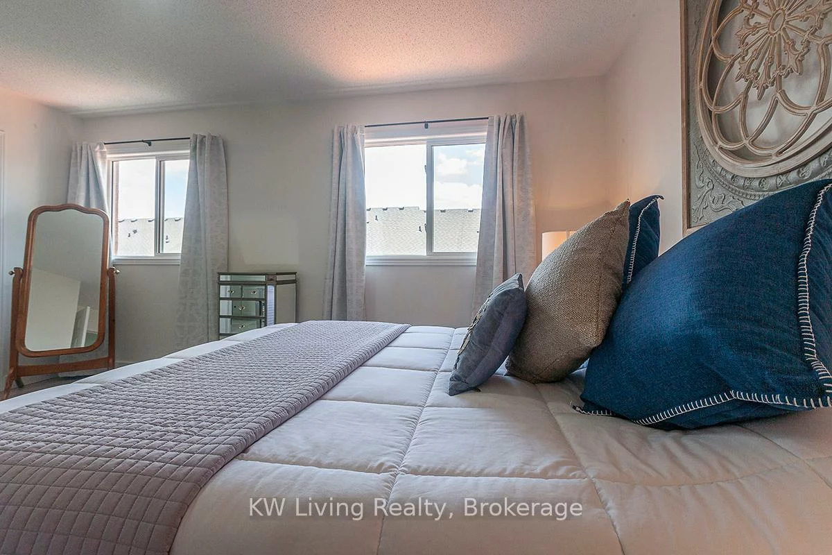2194, Pell, 1019 - WM Westmount, Oakville