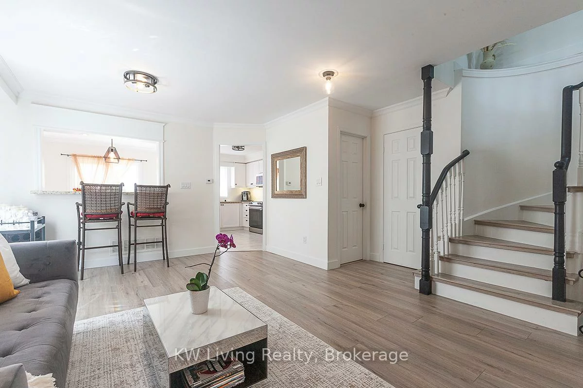 2194, Pell, 1019 - WM Westmount, Oakville