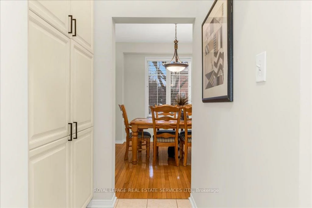 2483, Sunnyhurst, 1015 - RO River Oaks, Oakville