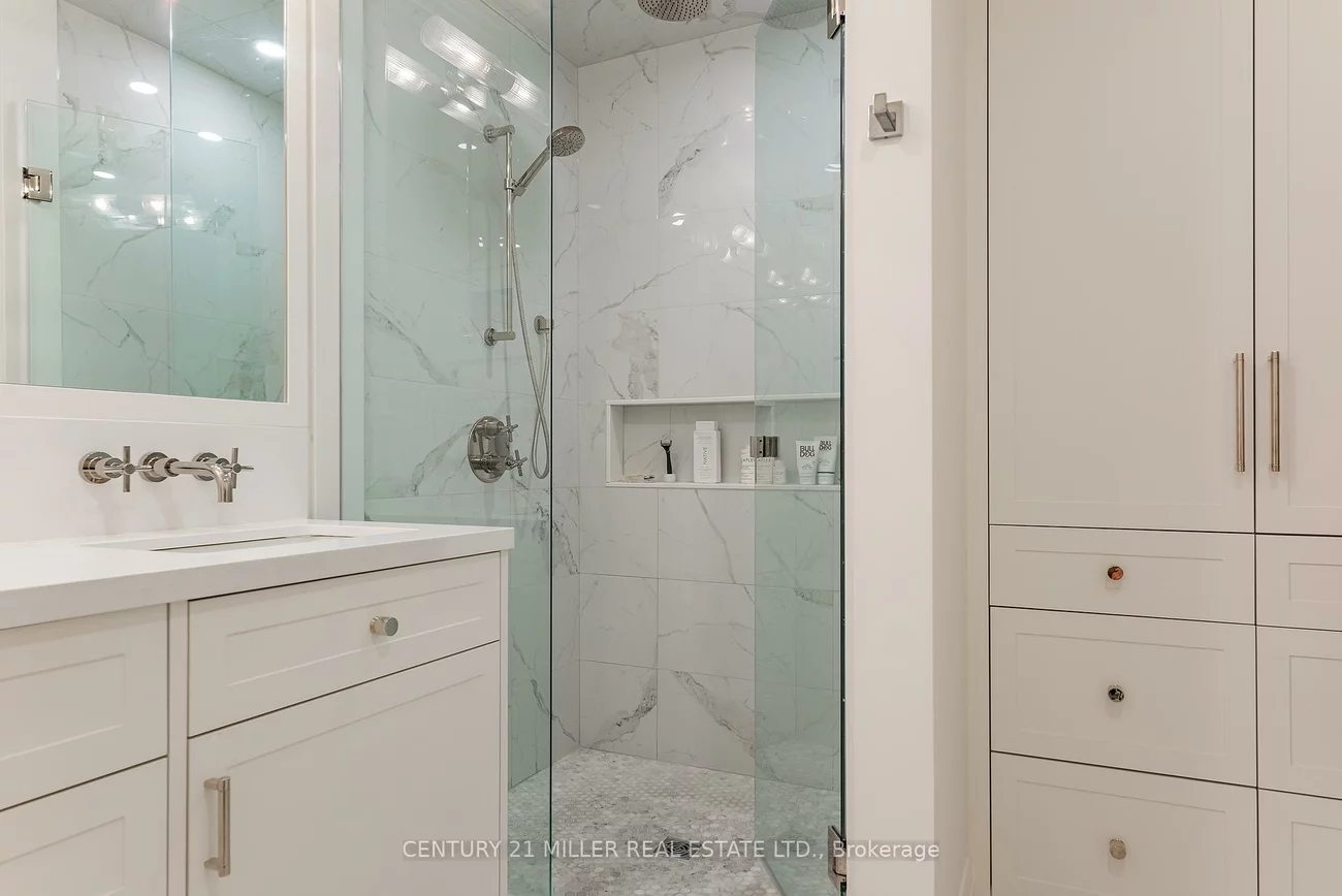 189, Margaret, 1002 - CO Central, Oakville
