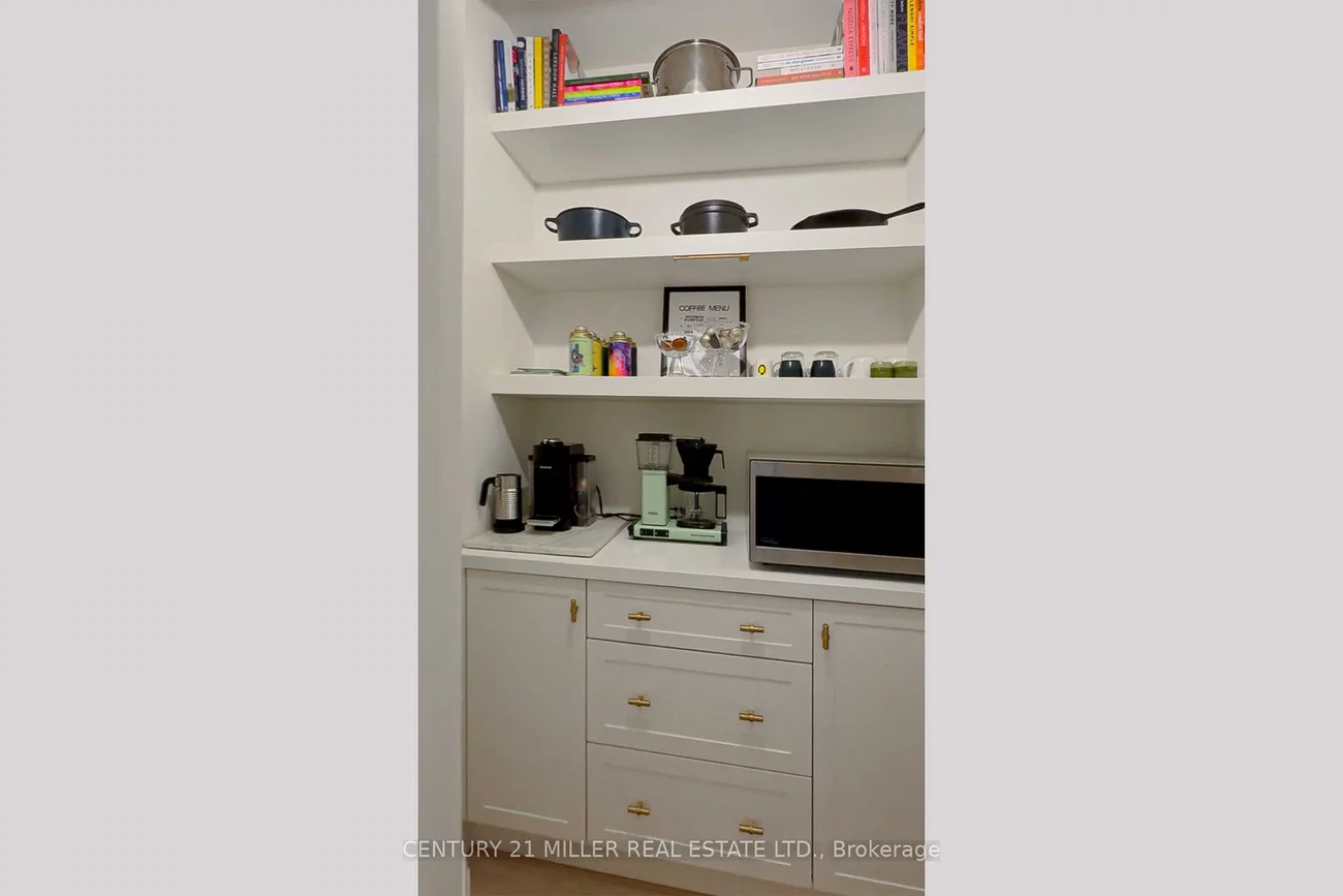 189, Margaret, 1002 - CO Central, Oakville