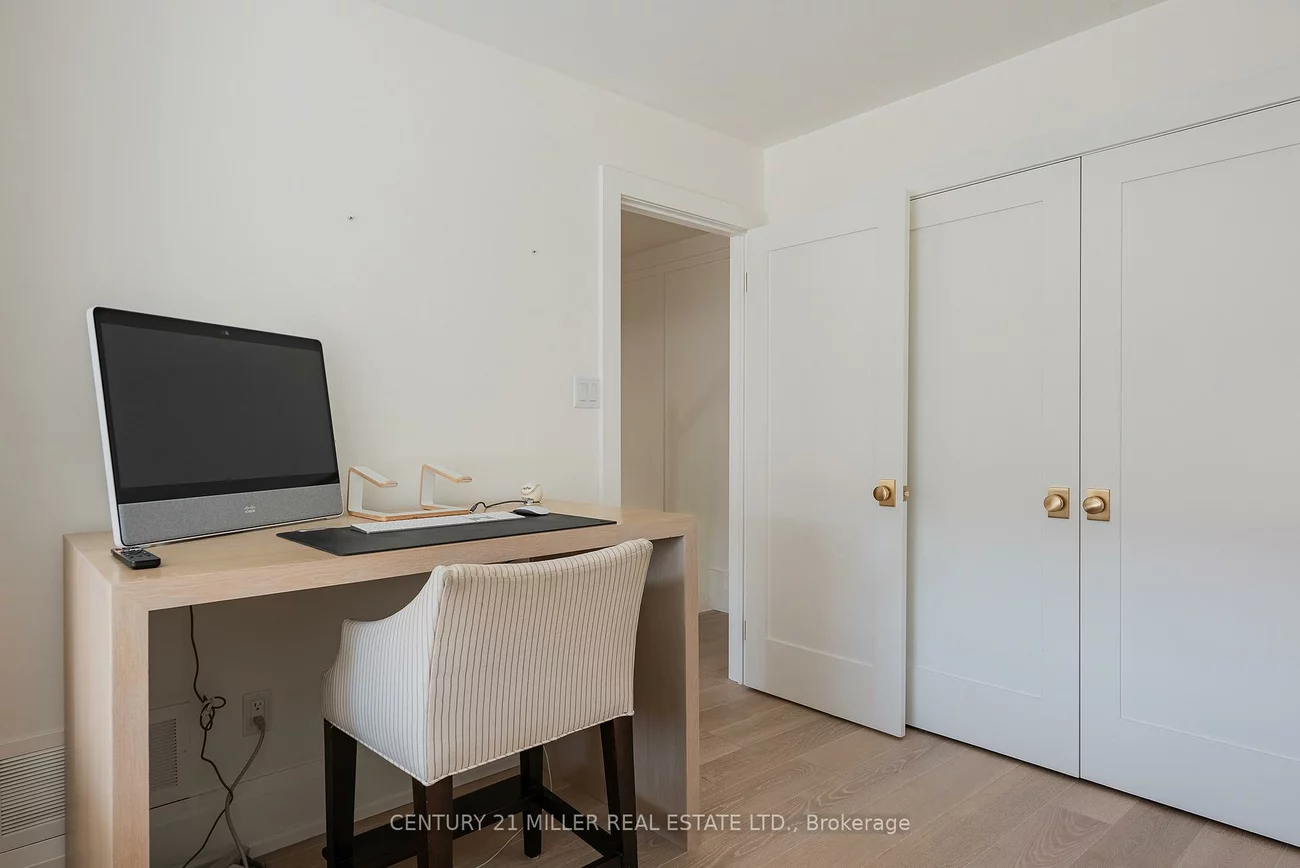 189, Margaret, 1002 - CO Central, Oakville
