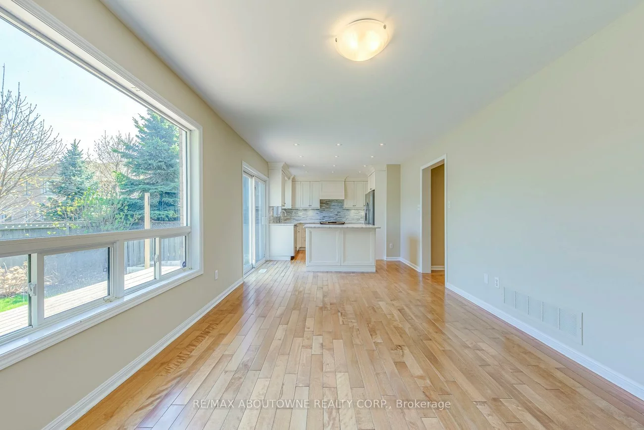 3037, Abernathy, 1000 - BC Bronte Creek, Oakville