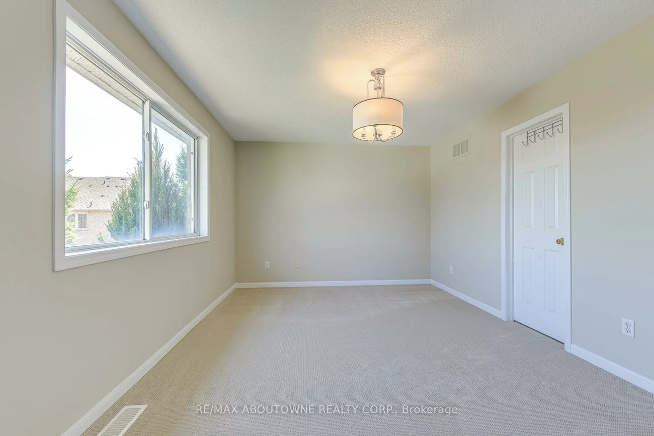 3037, Abernathy, 1000 - BC Bronte Creek, Oakville