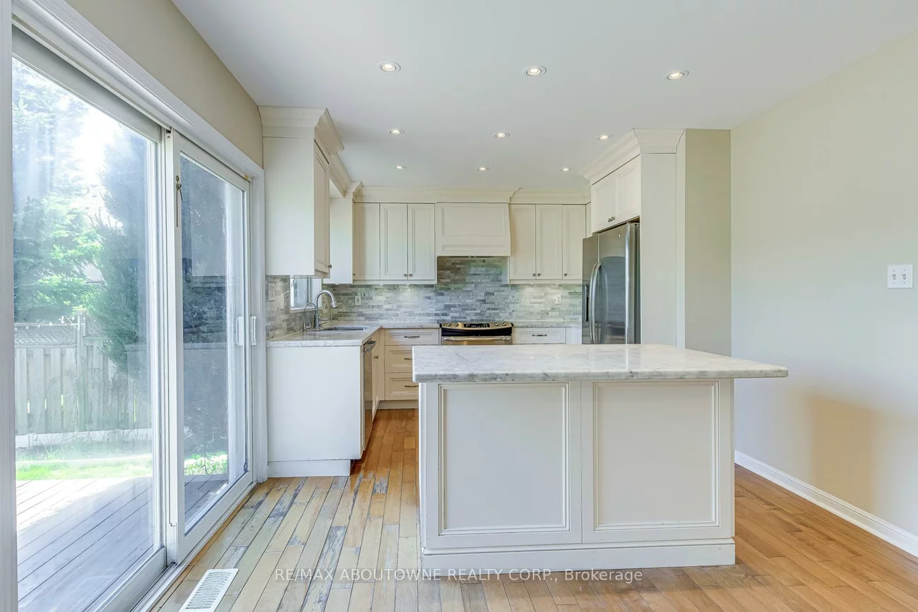 3037, Abernathy, 1000 - BC Bronte Creek, Oakville