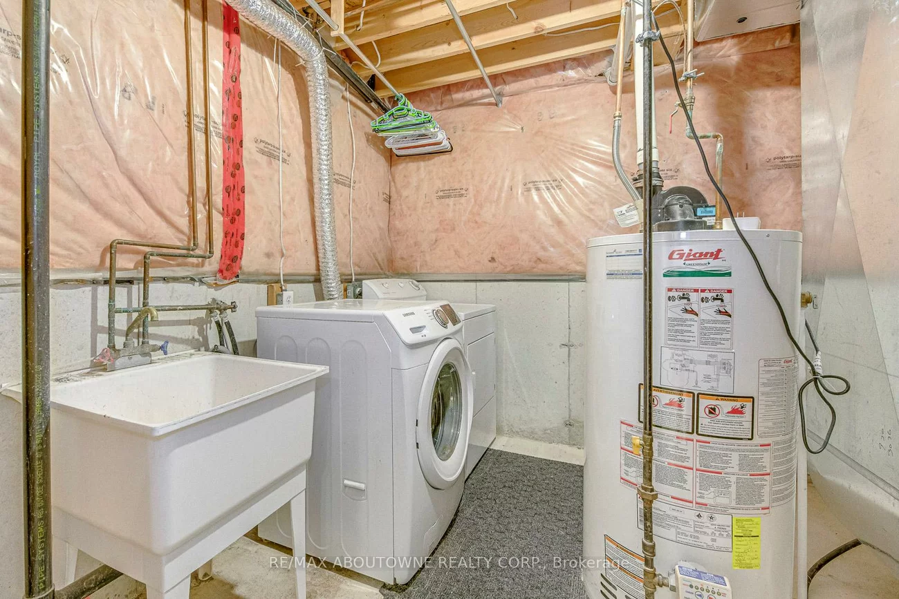 3037, Abernathy, 1000 - BC Bronte Creek, Oakville