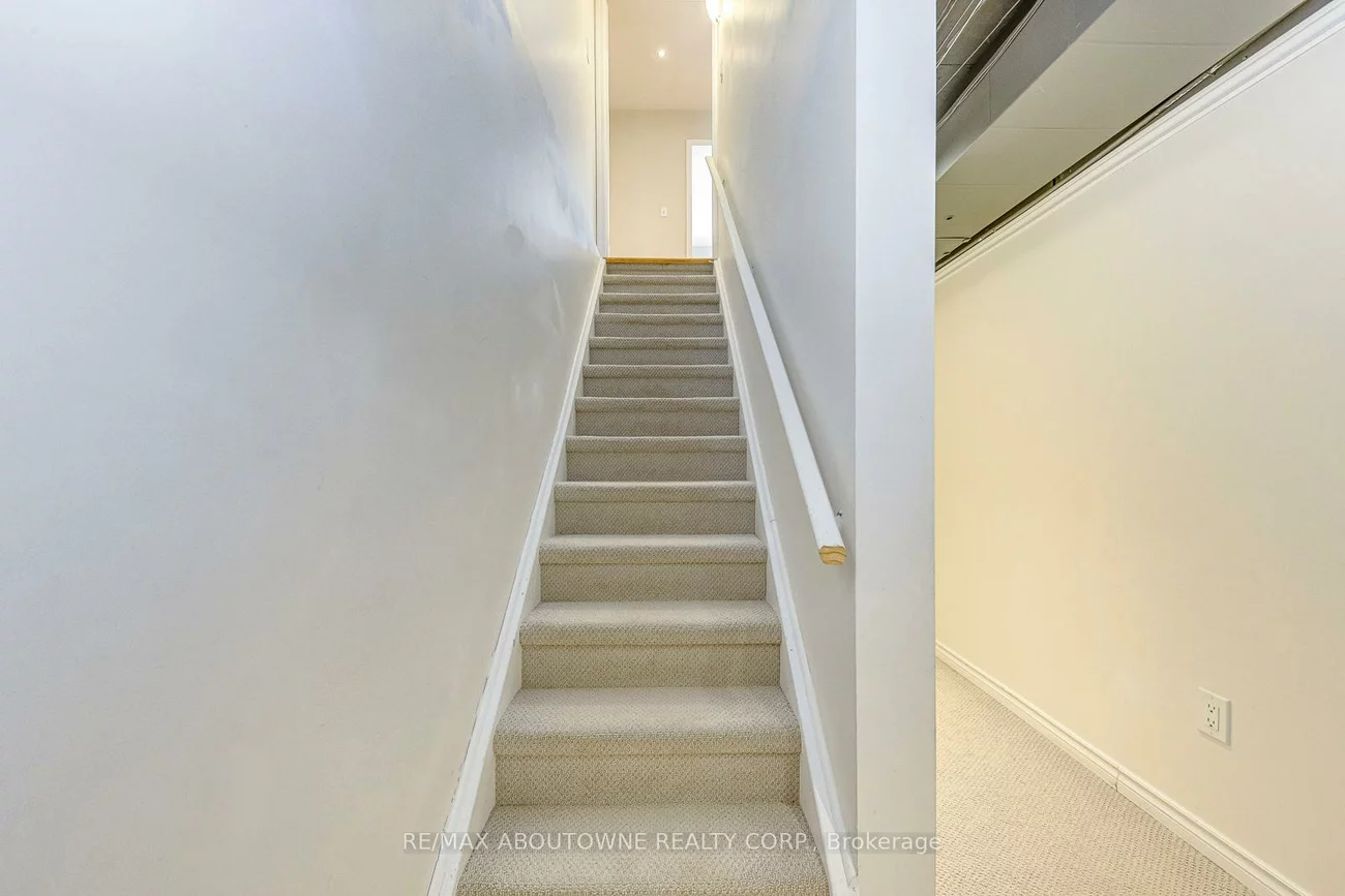 3037, Abernathy, 1000 - BC Bronte Creek, Oakville