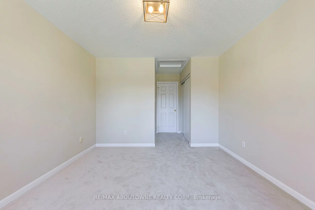 3037, Abernathy, 1000 - BC Bronte Creek, Oakville