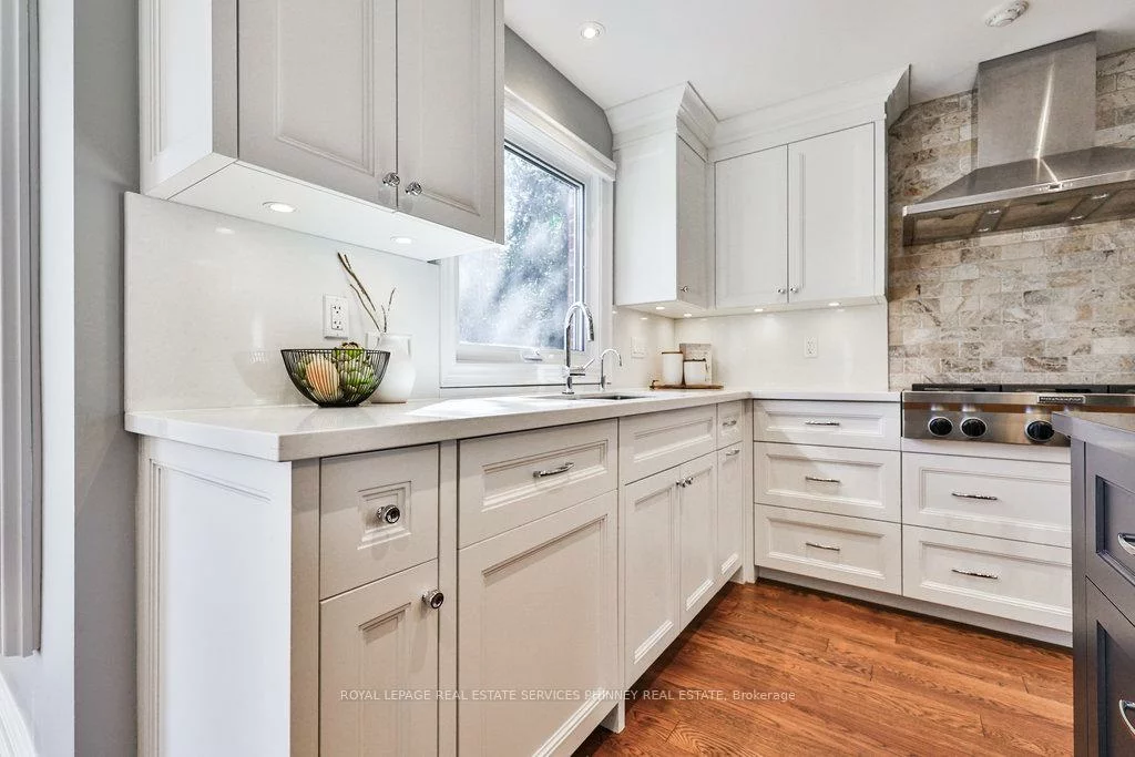 2764, Rosewood, 1004 - CV Clearview, Oakville