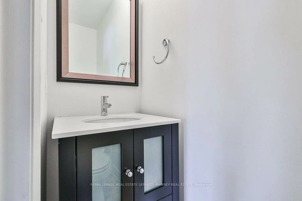 2764, Rosewood, 1004 - CV Clearview, Oakville
