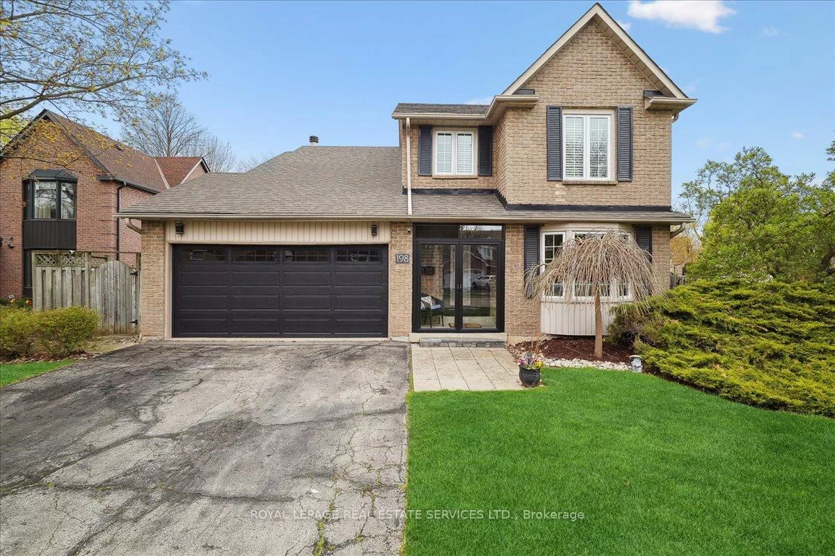 198, Somerville, 1001 - BR Bronte, Oakville