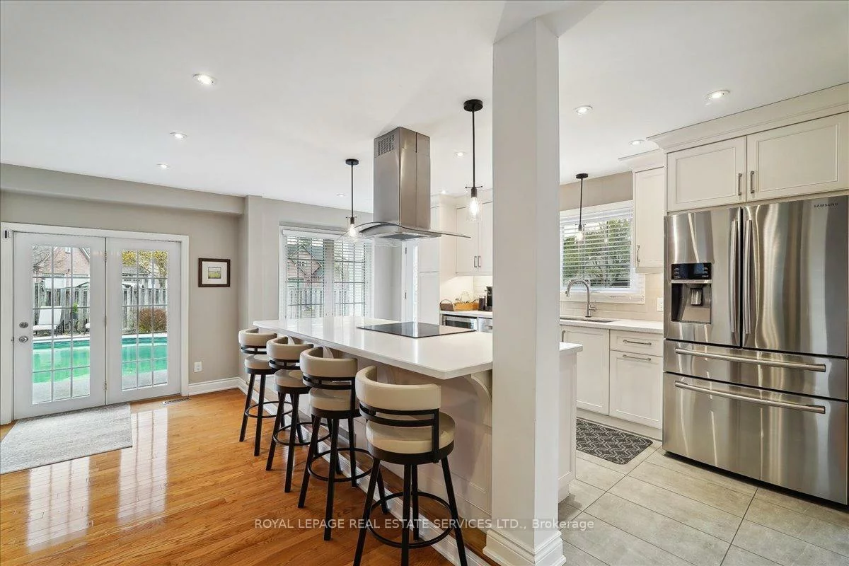 198, Somerville, 1001 - BR Bronte, Oakville