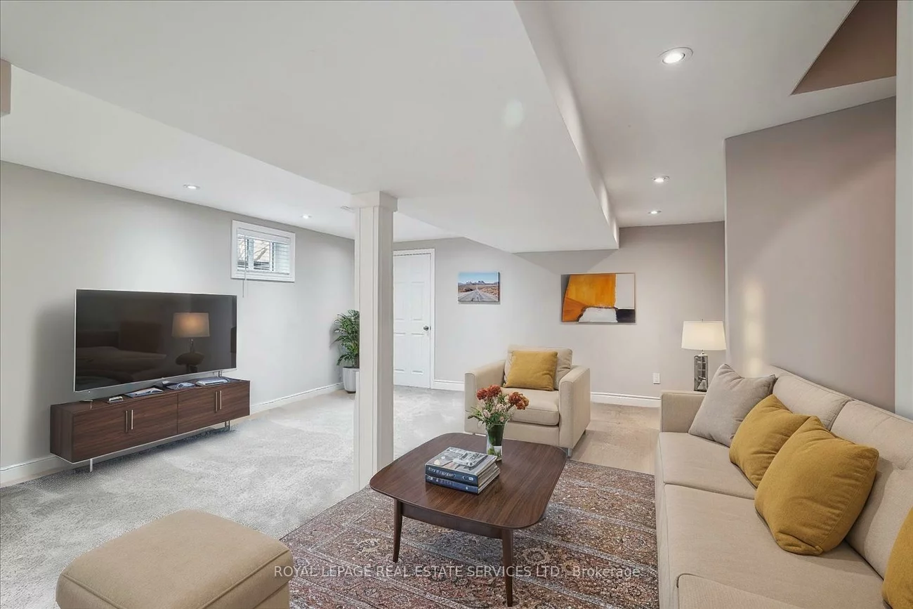 198, Somerville, 1001 - BR Bronte, Oakville