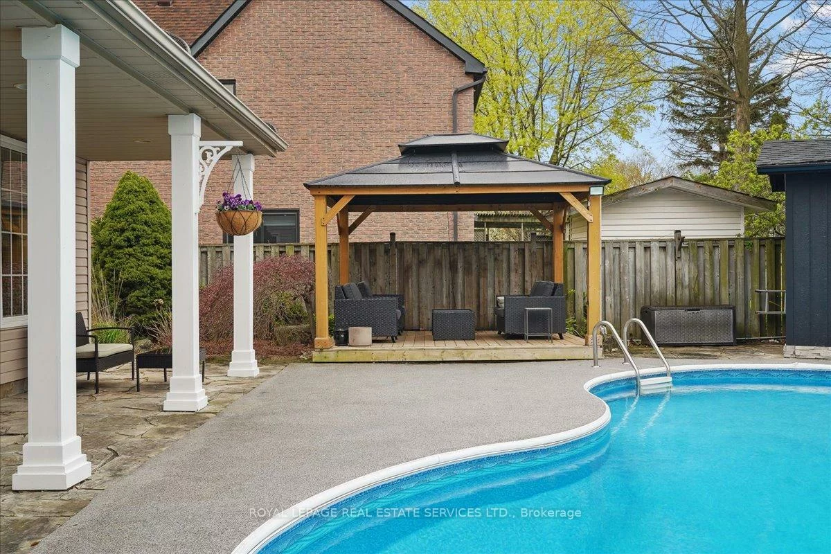 198, Somerville, 1001 - BR Bronte, Oakville