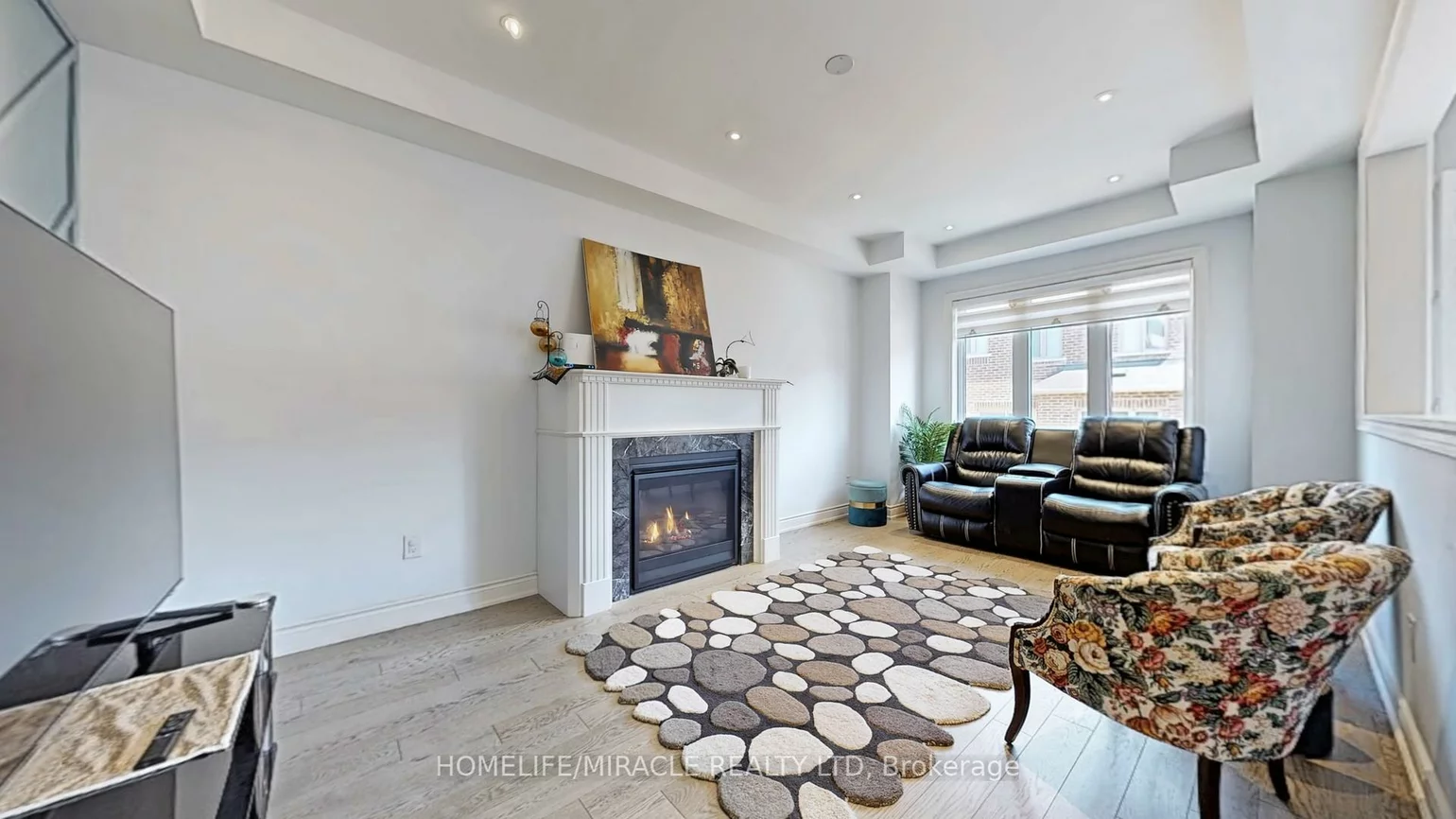 482, Wheat Boom, 1010 - JM Joshua Meadows, Oakville