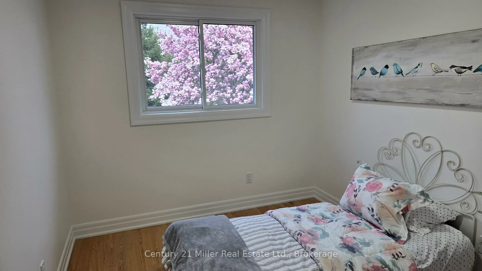 1195, Queens, 1003 - CP College Park, Oakville