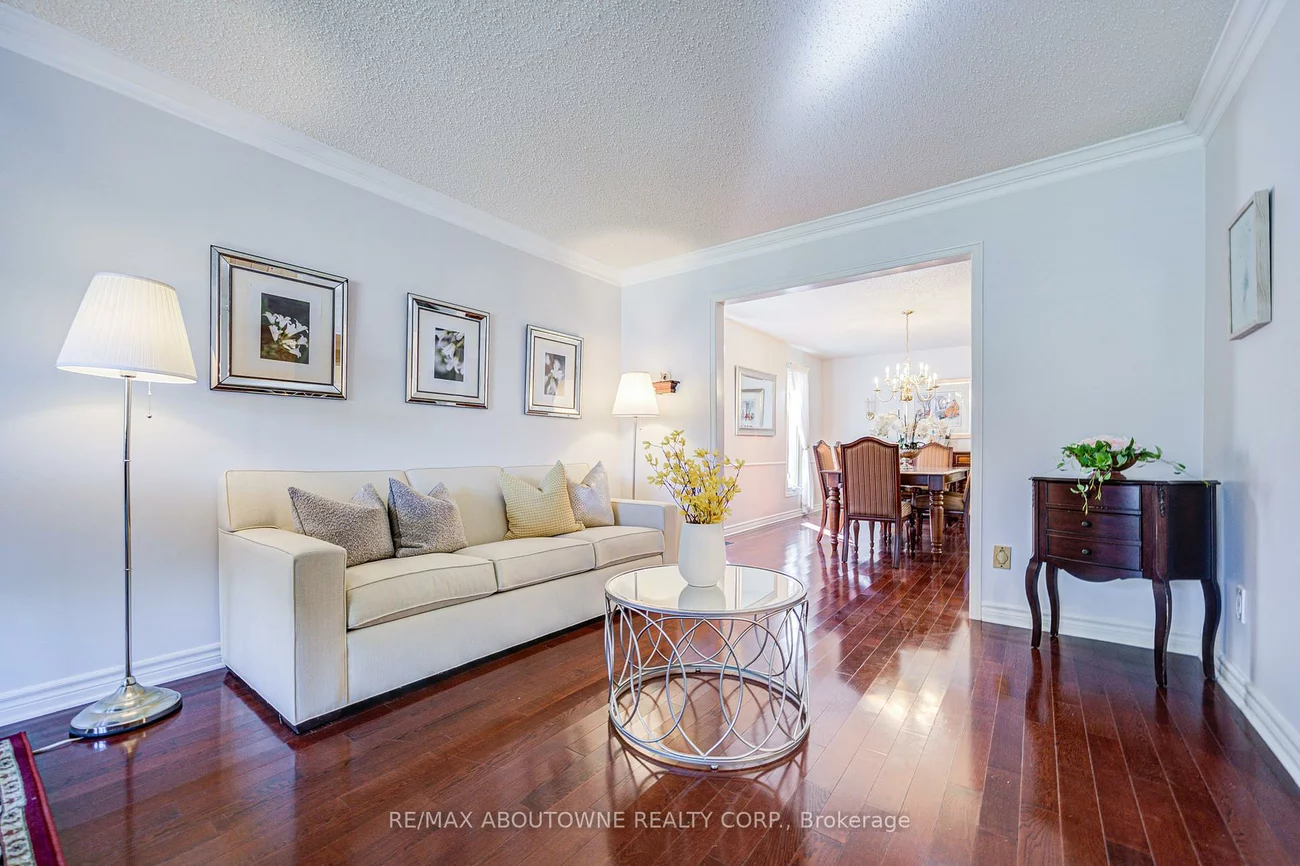1250, Old Colony, 1007 - GA Glen Abbey, Oakville