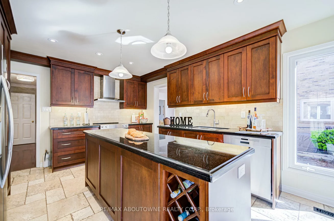 1250, Old Colony, 1007 - GA Glen Abbey, Oakville